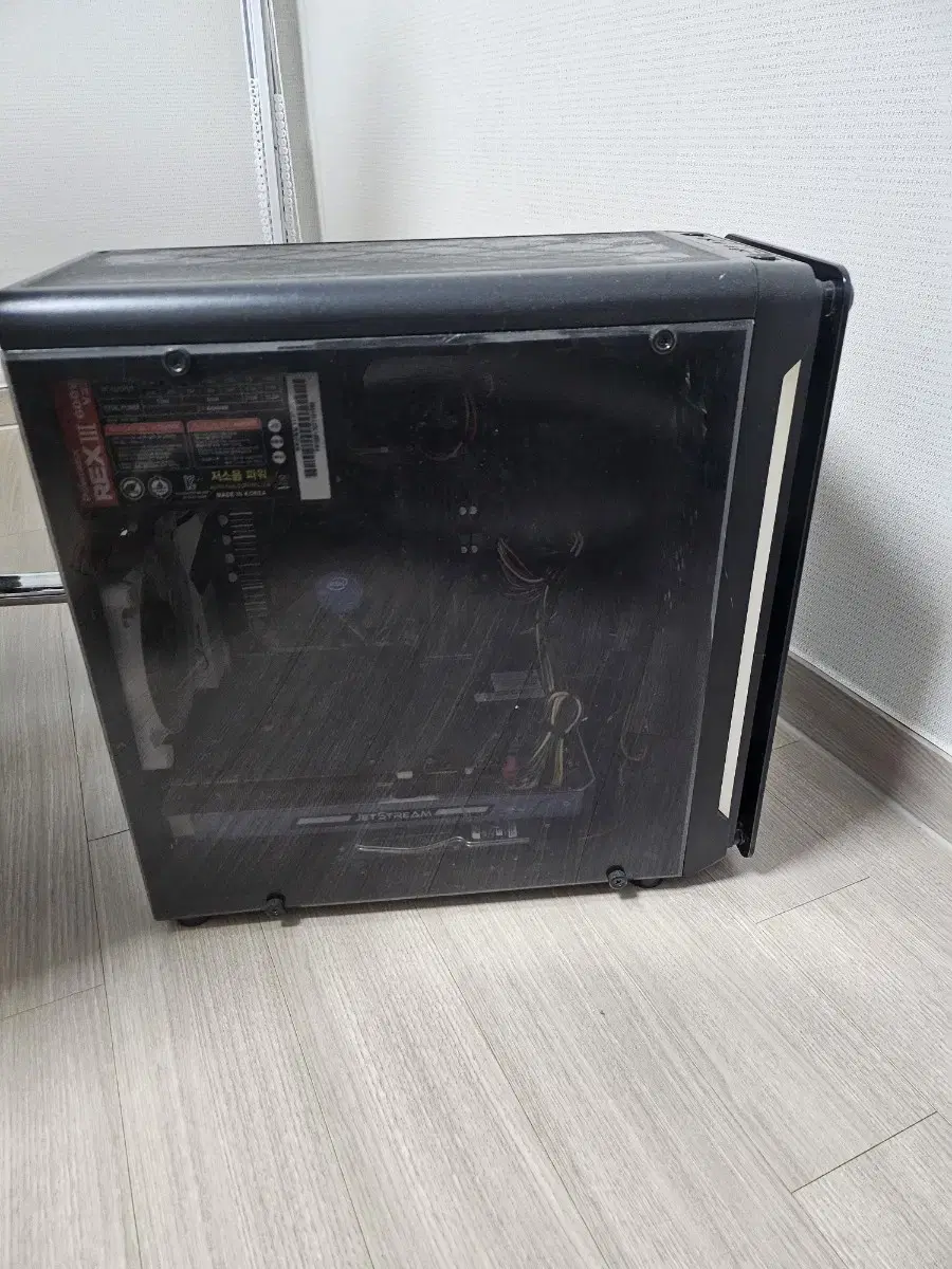 i7 7700 gtx1080 본체 팝니다